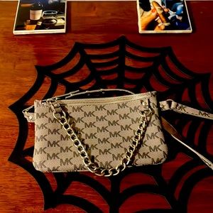 Michael Kors leather Grey logo Fanny pack with Silver chain